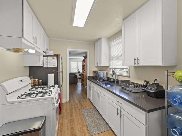 Oneil, Hayward CA 94544