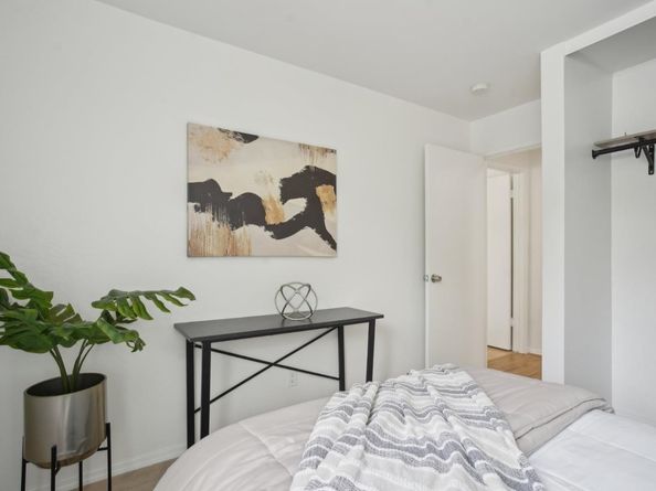 360 Vallejo Drive 97, Millbrae CA 94030