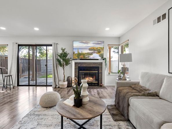 874 Cherry Glen Circle 111, Fremont CA 94536