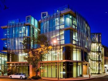 102 University Avenue