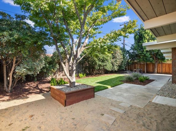 1464 Kingfisher Way, Sunnyvale CA 94087