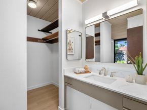 1464 Kingfisher Way, Sunnyvale CA 94087