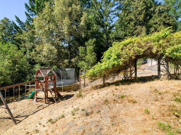 462 Quail Drive, Santa Cruz CA 95060