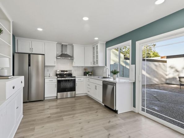1189 Oakview Road, San Jose CA 95121