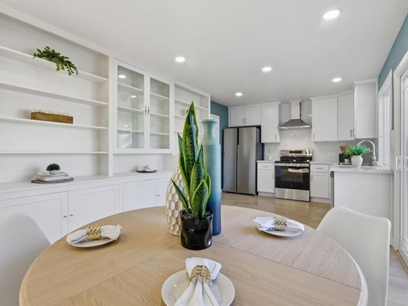 1189 Oakview Road, San Jose CA 95121
