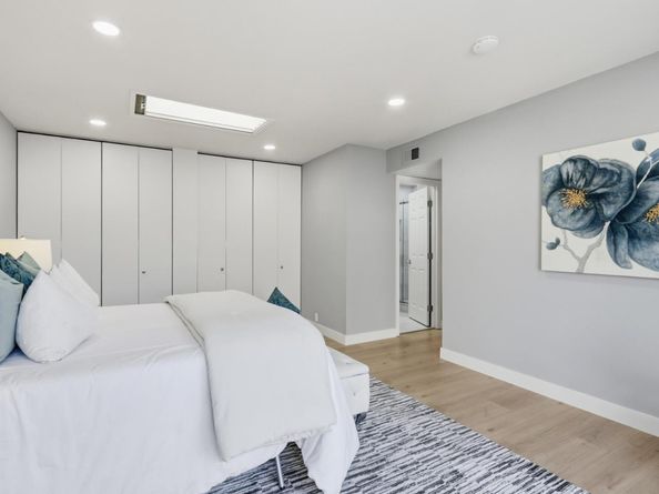 1189 Oakview Road, San Jose CA 95121