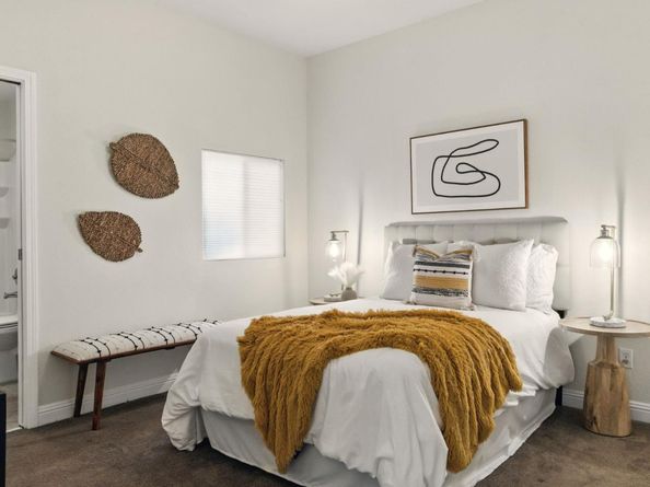 1915 West Street, Oakland CA 94612