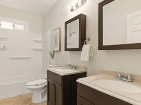 1915 West Street, Oakland CA 94612