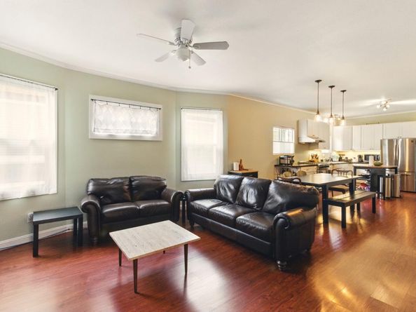 1915 West Street, Oakland CA 94612