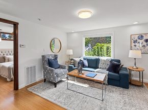 212 Gilbert Avenue, Menlo Park CA 94025