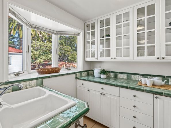 212 Gilbert Avenue, Menlo Park CA 94025