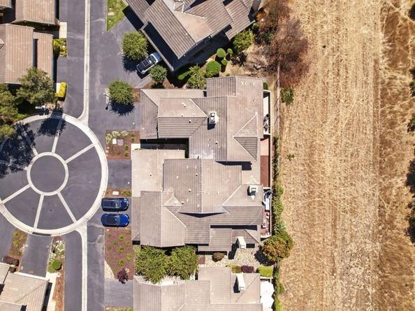 10 Azalea Lane, San Carlos CA 94070