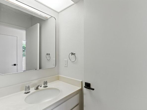 10 Azalea Lane, San Carlos CA 94070