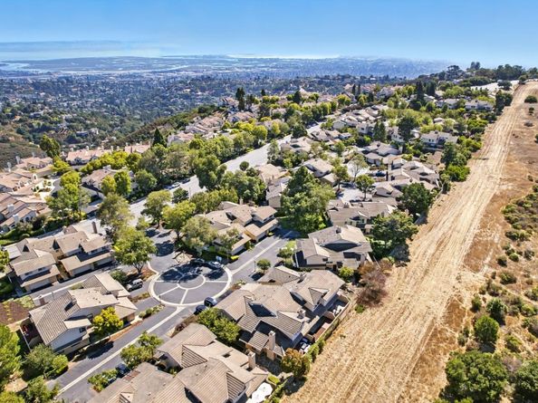 10 Azalea Lane, San Carlos CA 94070