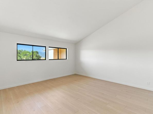 10 Azalea Lane, San Carlos CA 94070