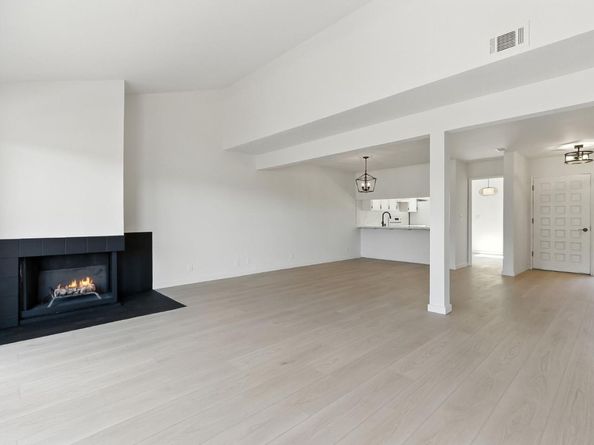 10 Azalea Lane, San Carlos CA 94070