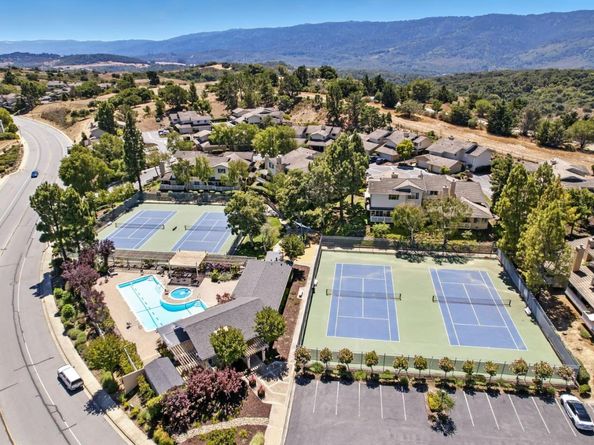 10 Azalea Lane, San Carlos CA 94070
