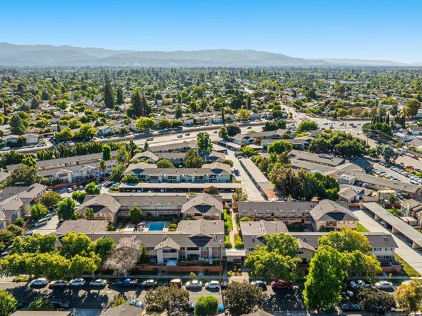 1335 Phelps Avenue 8, San Jose CA 95117