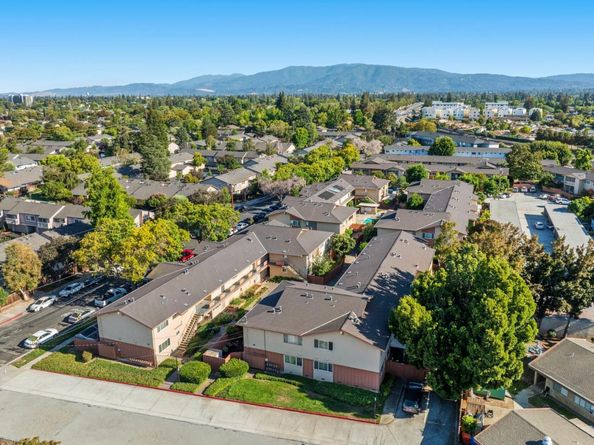 1335 Phelps Avenue 8, San Jose CA 95117