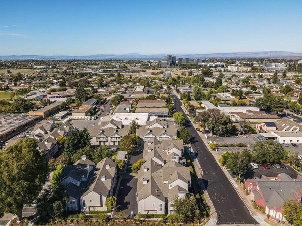 935 Old County Road 42, Belmont CA 94002