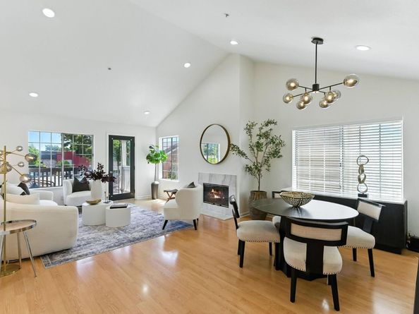 935 Old County Road 42, Belmont CA 94002