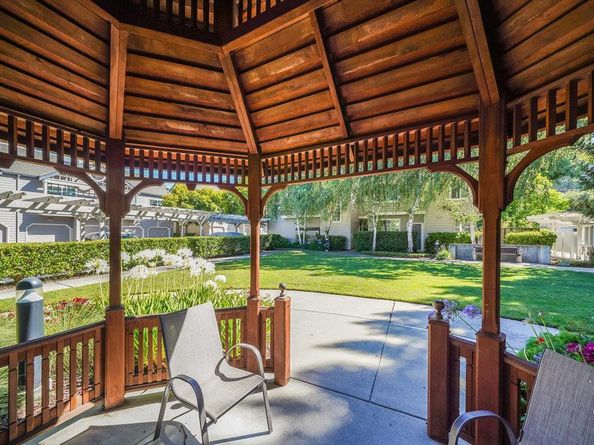 935 Old County Road 42, Belmont CA 94002