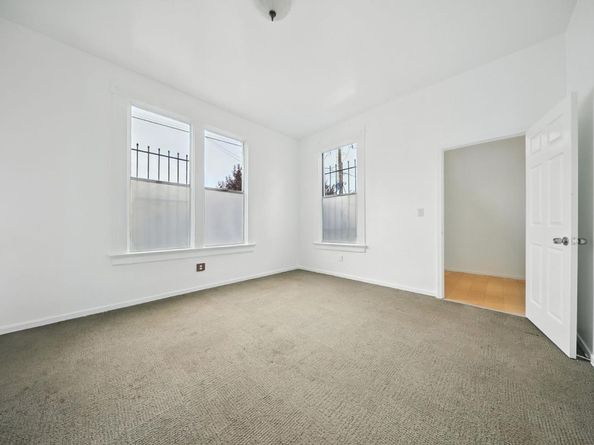 943 26th Street, Oakland CA 94607