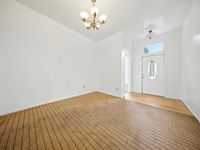 943 26th Street, Oakland CA 94607