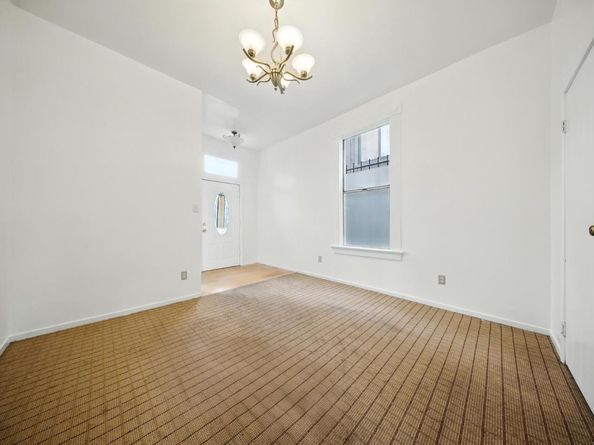 943 26th Street, Oakland CA 94607