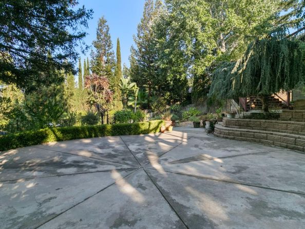 878 Hillcrest Drive, Redwood City CA 94062