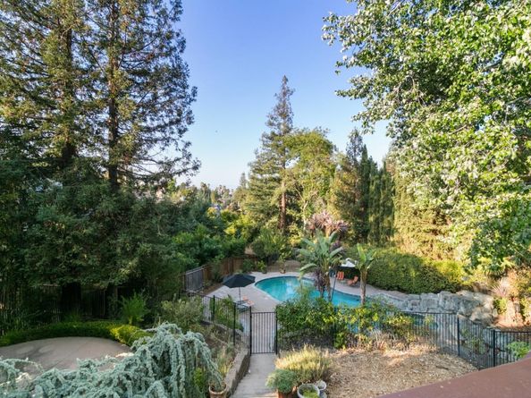 878 Hillcrest Drive, Redwood City CA 94062