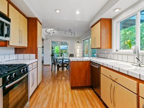 878 Hillcrest Drive, Redwood City CA 94062