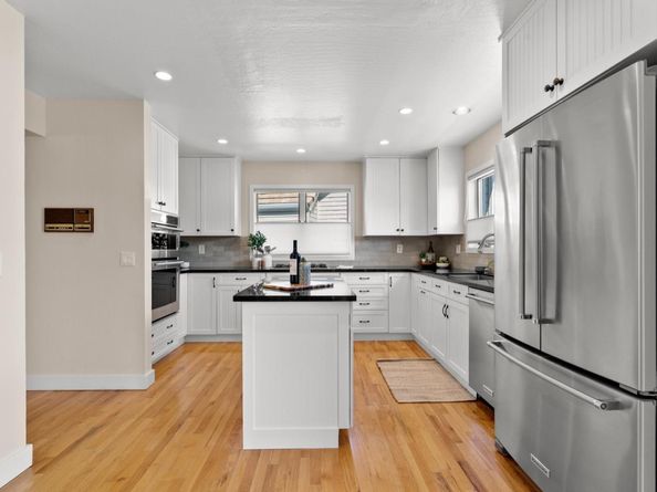 152 Frederick Street, Santa Cruz CA 95062