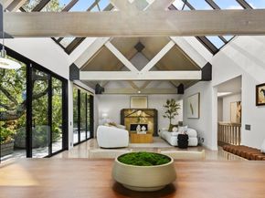 11 Hawk View, Portola Valley CA 94028