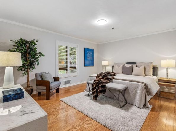 1115 Continentals Way 203, Belmont CA 94002