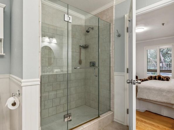 1115 Continentals Way 203, Belmont CA 94002