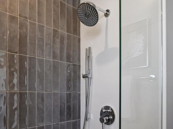 1433 Floribunda Avenue 5, Burlingame CA 94010