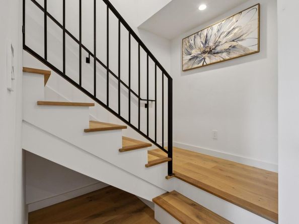 1433 Floribunda Avenue 5, Burlingame CA 94010