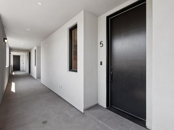1433 Floribunda Avenue 5, Burlingame CA 94010