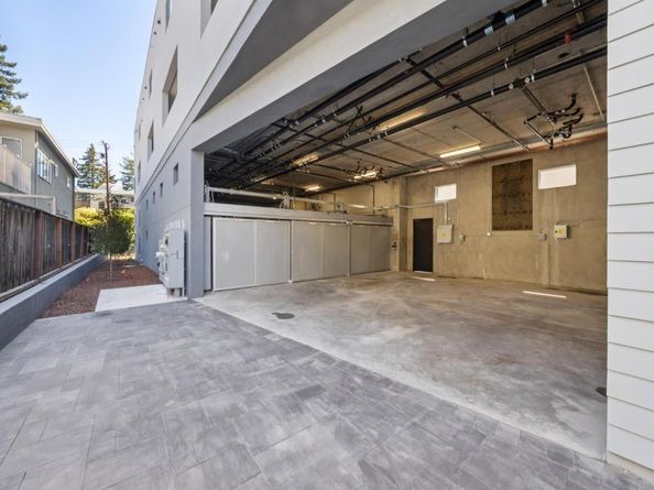 1433 Floribunda Avenue 5, Burlingame CA 94010