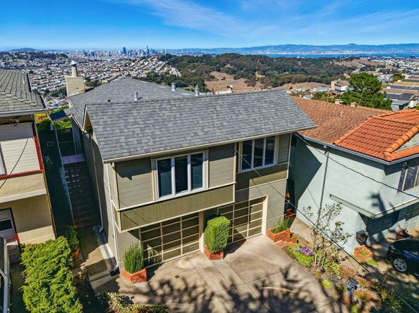 46 Caroline Way, Daly City CA 94014