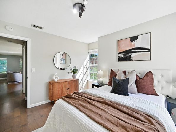 984 Belmont Terrace 10, Sunnyvale CA 94086