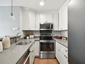984 Belmont Terrace 10, Sunnyvale CA 94086