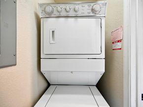 984 Belmont Terrace 10, Sunnyvale CA 94086