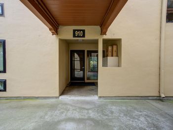 910 Beach Park Boulevard