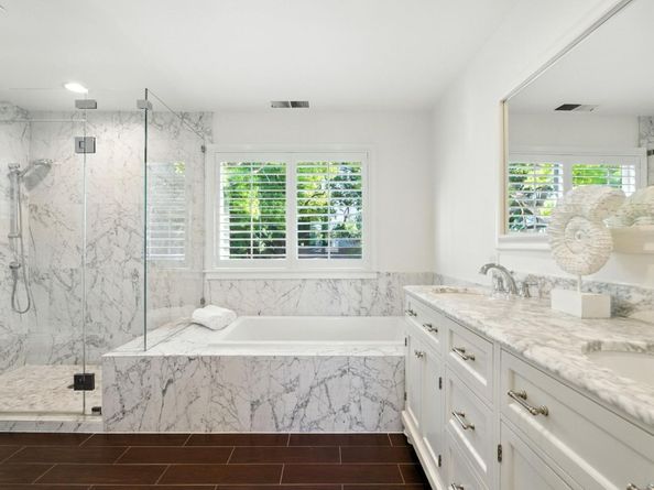 255 Robin Way, Menlo Park CA 94025