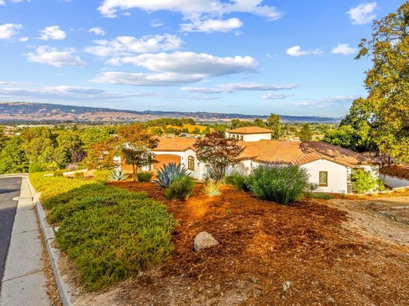 9110 Tea Tree Way, Gilroy CA 95020
