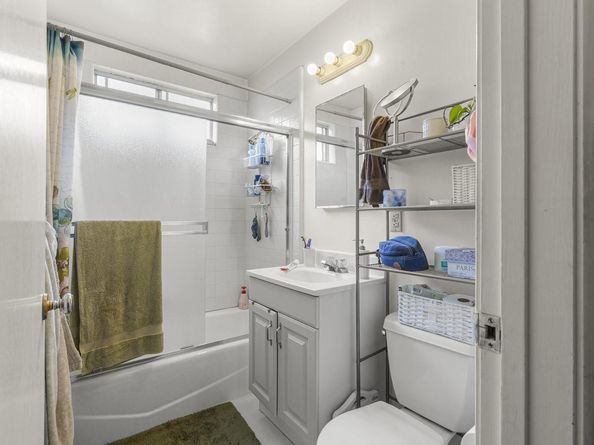 1831 Woodland Avenue, East Palo Alto CA 94303