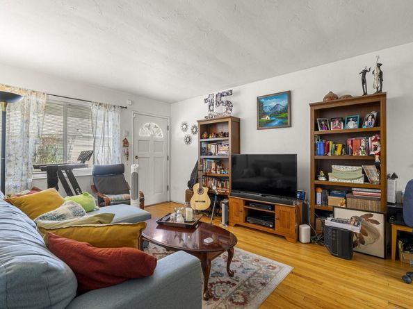 1831 Woodland Avenue, East Palo Alto CA 94303