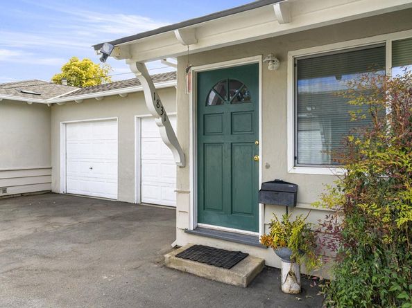 1831 Woodland Avenue, East Palo Alto CA 94303